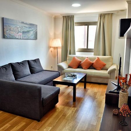 Apartamentos La Estación Málaga Exterior foto