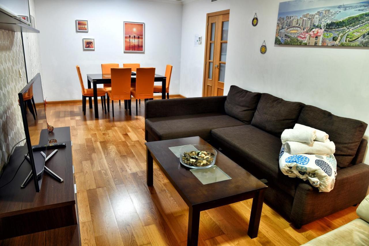 Apartamentos La Estación Málaga Exterior foto