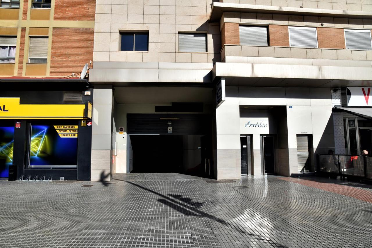 Apartamentos La Estación Málaga Exterior foto