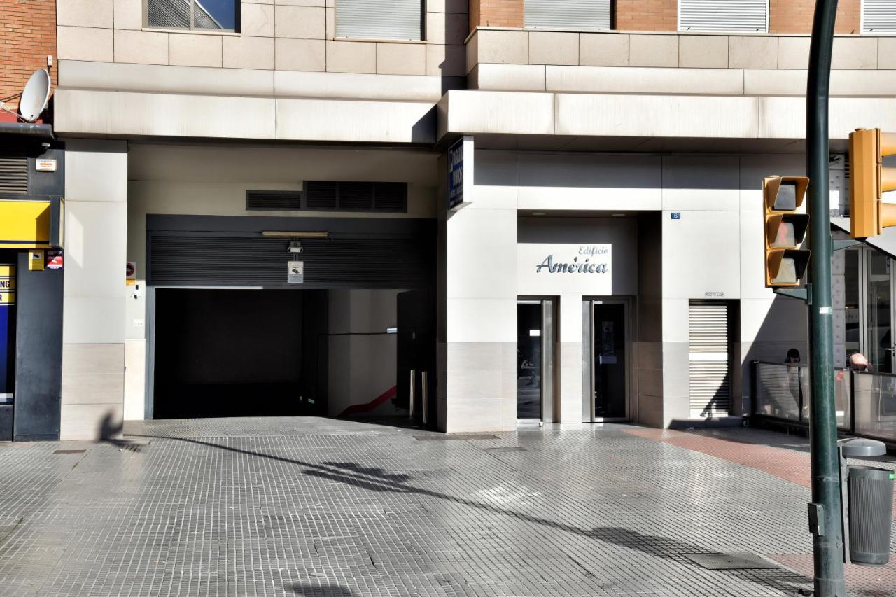 Apartamentos La Estación Málaga Exterior foto