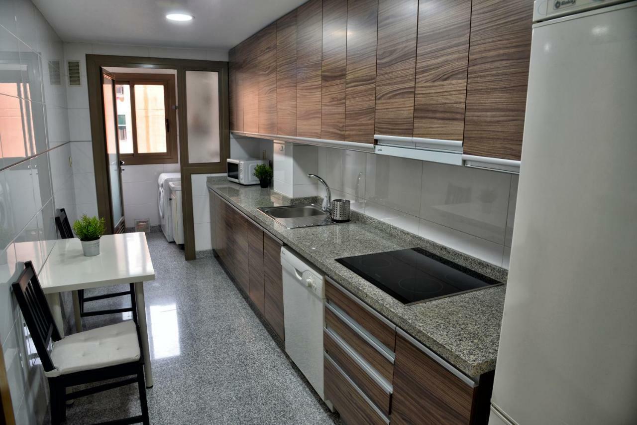 Apartamentos La Estación Málaga Exterior foto